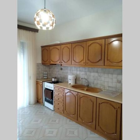 Διαμερισμα Στο Κεντρο Τησ Ναουσασ Apartman Náusza Imathíasz Kültér fotó